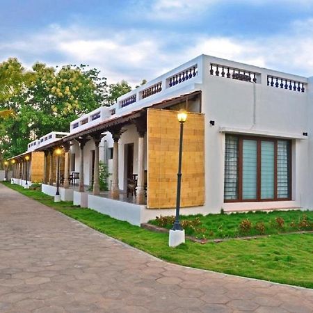 Hotel Thappa Garden Karaikudi Exterior foto