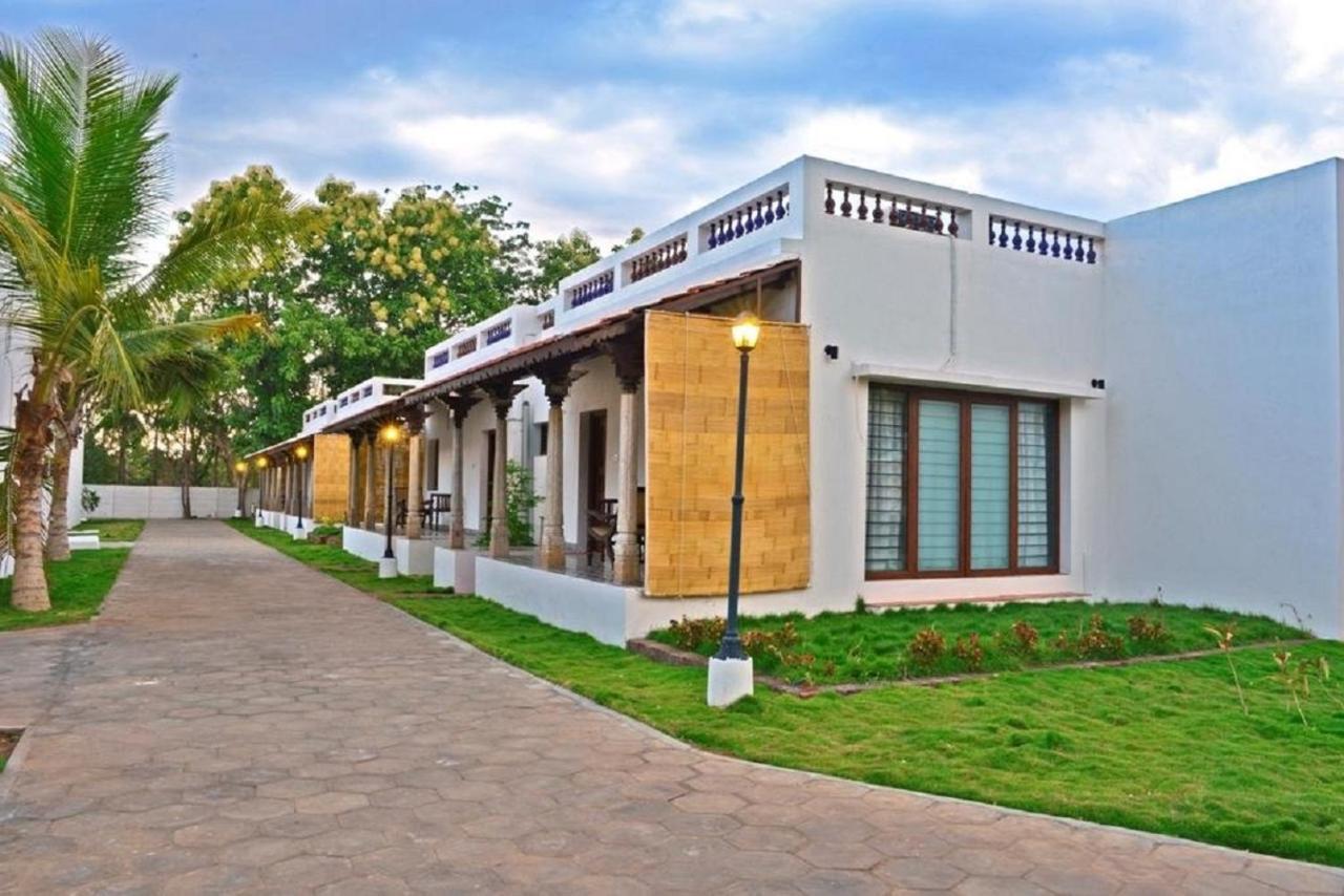 Hotel Thappa Garden Karaikudi Exterior foto
